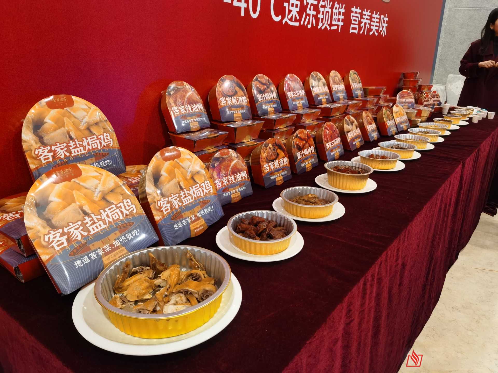 预制菜锁鲜革命！一台 “会呼吸” 的包装机如何让料理包媲美现做？
